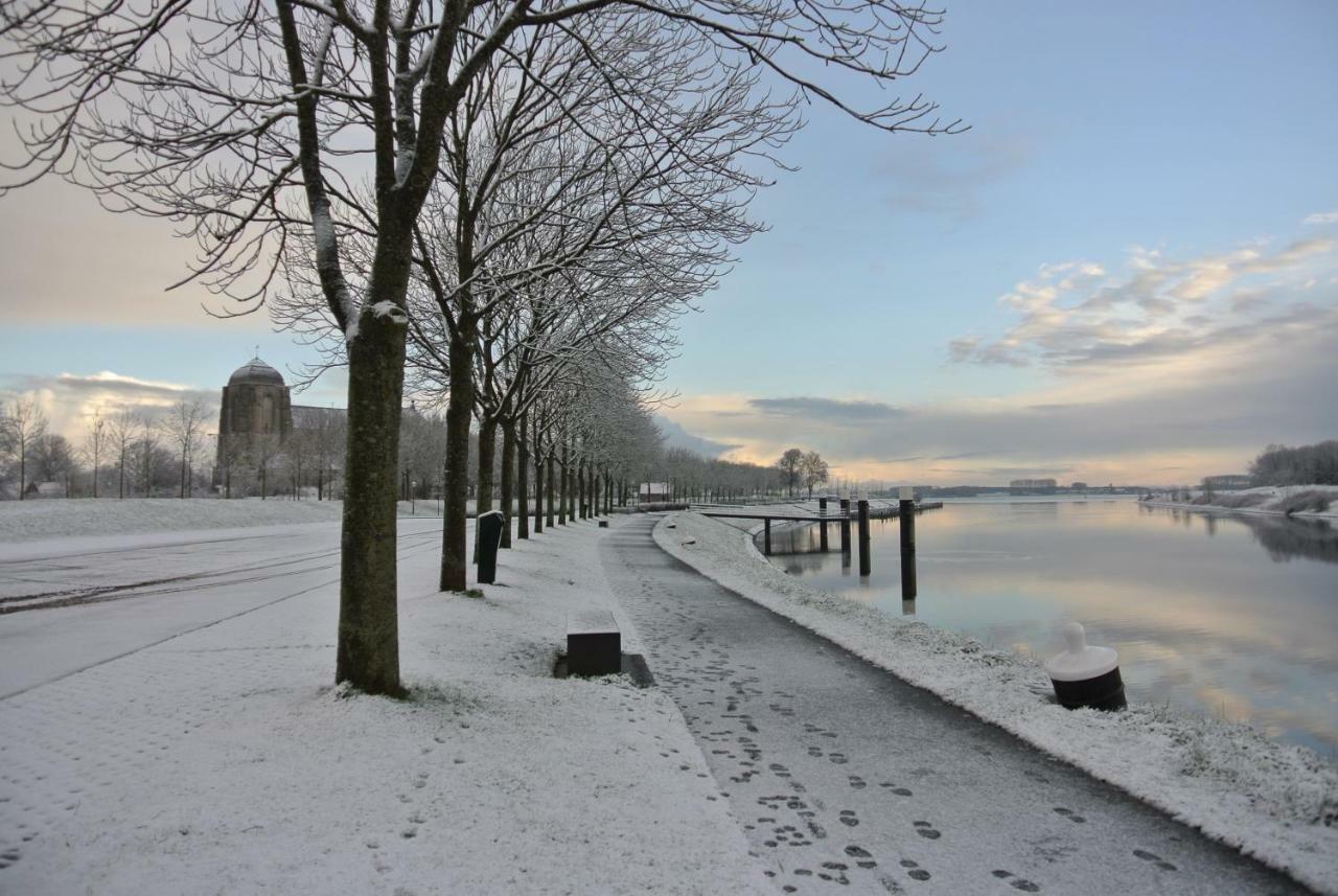 B&B Veers Buuten Veere Exteriör bild